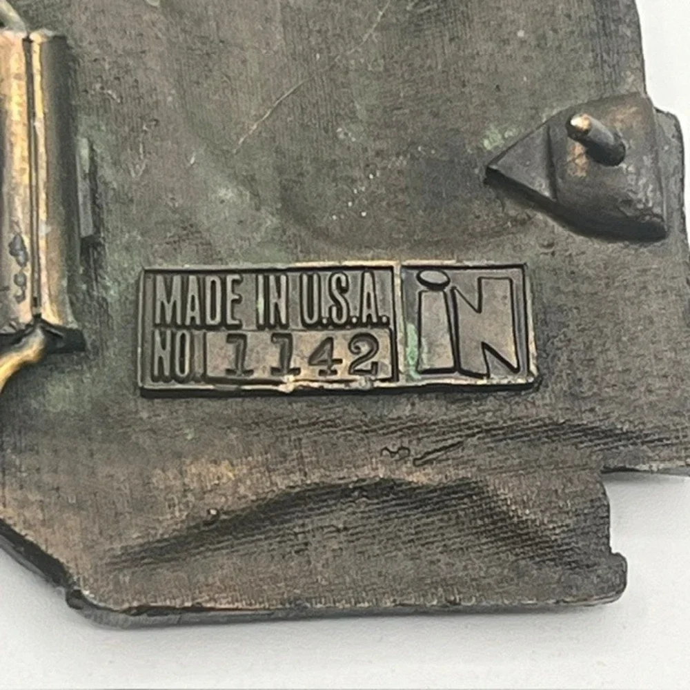 Vintage 1978 InStyle Steam Locomotive Train Brass Belt Buckle Made in USA 1142